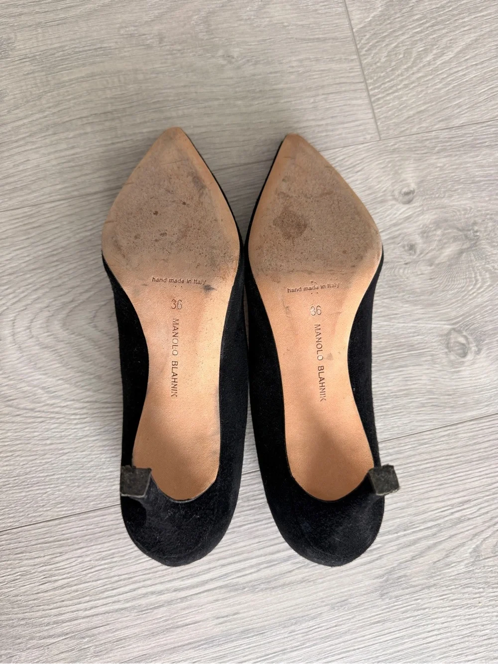 Manolo Blahnik Black Suede Pointed-Toe Pumps - Picture 3 of 4